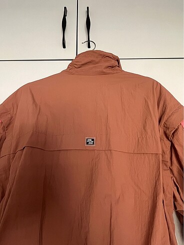 Stradivarius rüzgarlık - Görsel 4