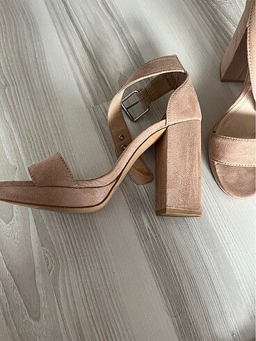 Pull and bear topuklu ayakkabı - Görsel 3