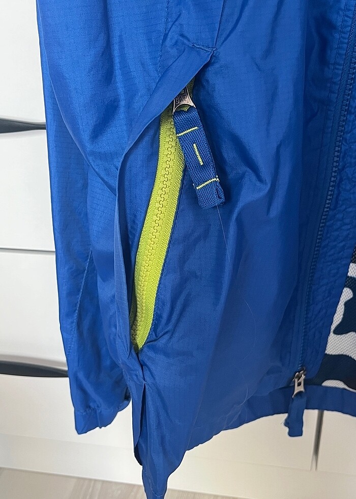 Gap yağmurluk - Görsel 3