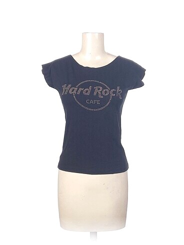 PreLoved T-shirt %70 İndirimli.