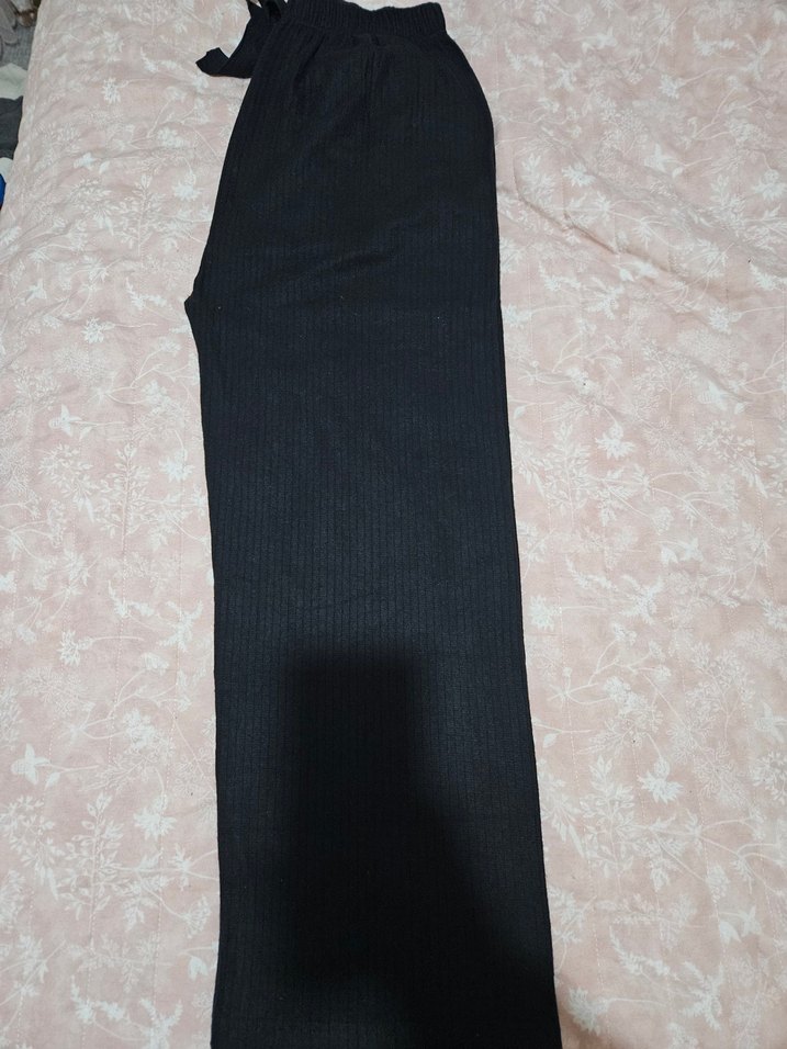 Kadın Siyah Pilili Kumaş Pantolon - Görsel 4