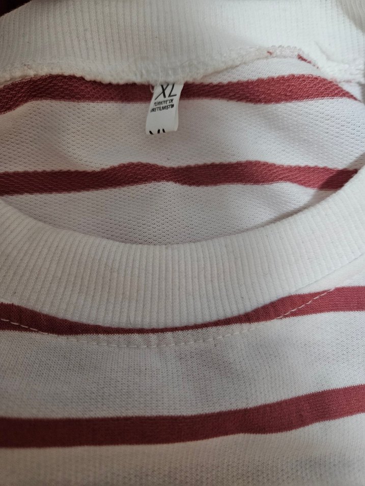 Kadın Beyaz Uzun Kollu Çizgili Tişört - Görsel 2