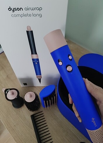 Dyson airwrap