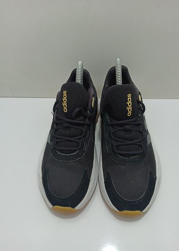 37 Beden gri Renk Adidas unisex spor ayakkabı