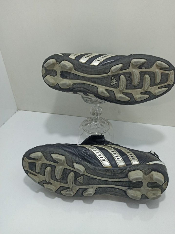 Siyah Adidas Erkek Futbol Ayakkabısı - Görsel 3