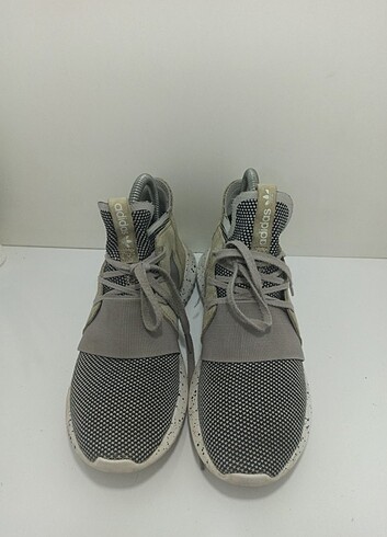 36,5 Beden Adidas unisex spor ayakkabı