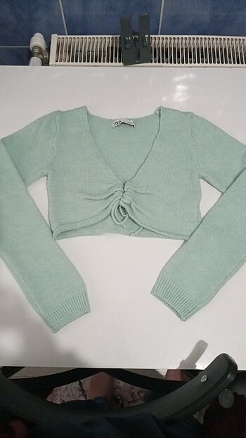s Beden Zara marka kadın crop hırka 