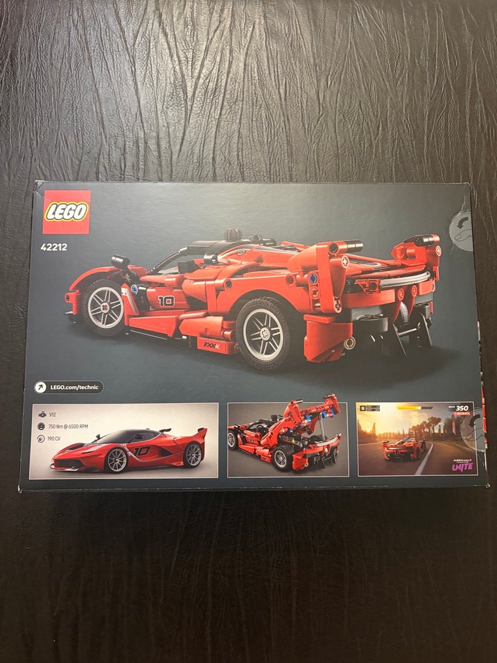 Lego Technic Ferrari 42212 FXX K - Görsel 2