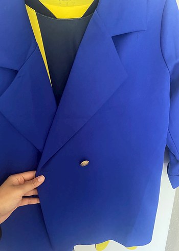 Diğer Kadın Mavi Düğmeli Midi Blazer