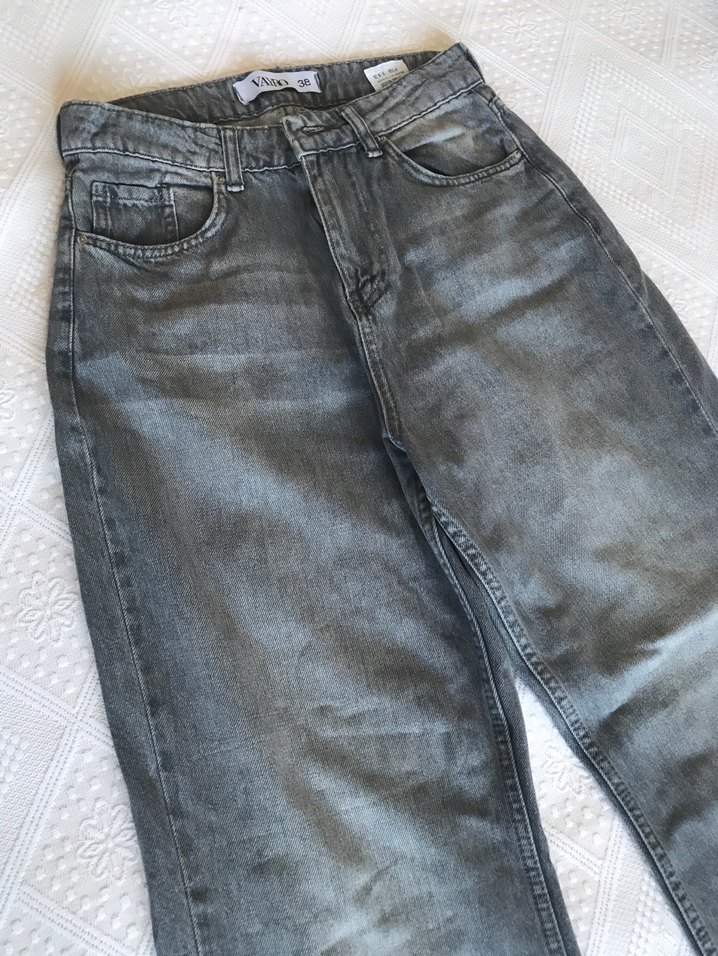 Gri Bol Kesim Kadın Kot Pantolon - Görsel 3