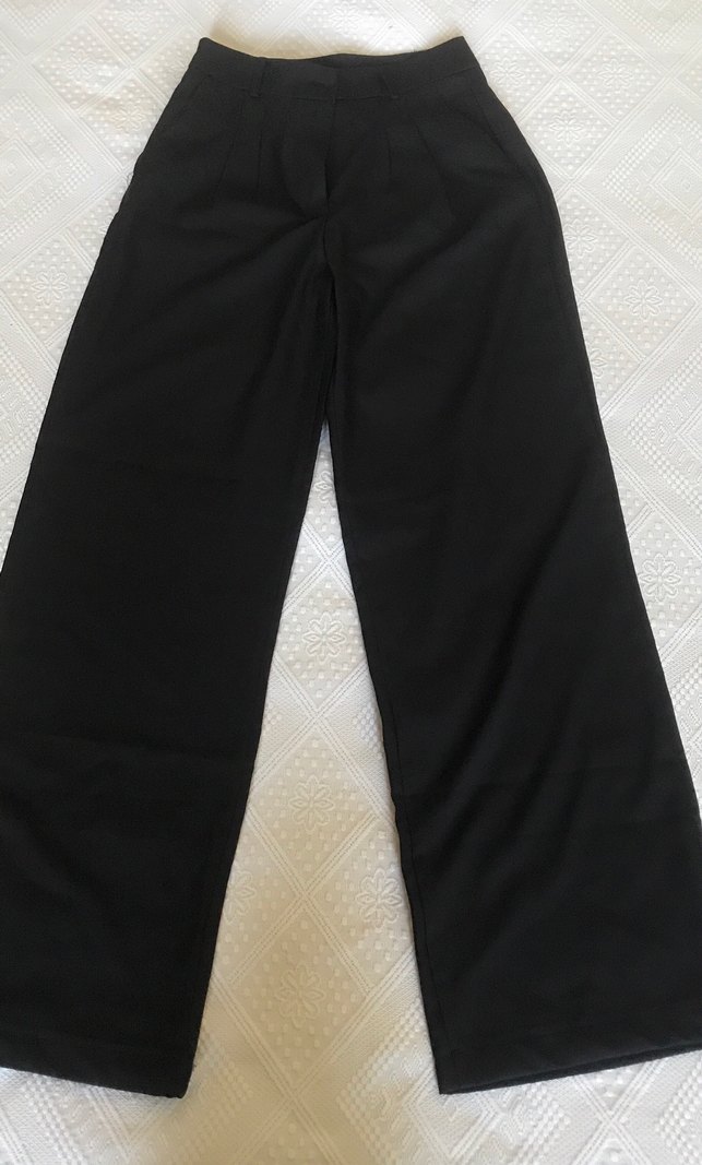 Kadın Siyah Pilili  Kumaş Pantolon - Görsel 2
