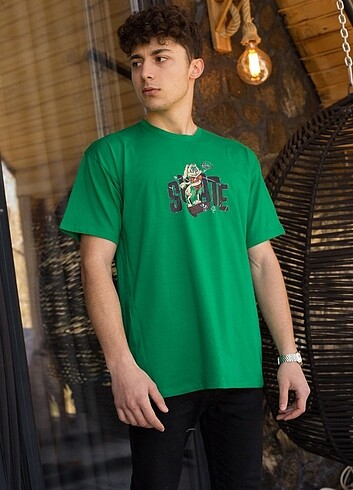 Oversize unisex yeşil tişört 