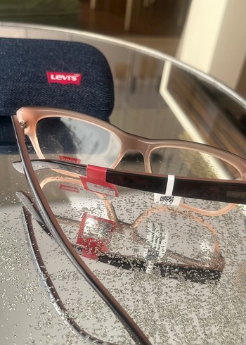Beden Levi's Kadın Kahverengi Tokalı Gözlük