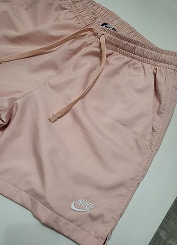 m Beden Orijinal Nike deniz şortu 