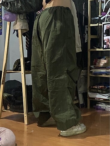 paraşüt pantolon