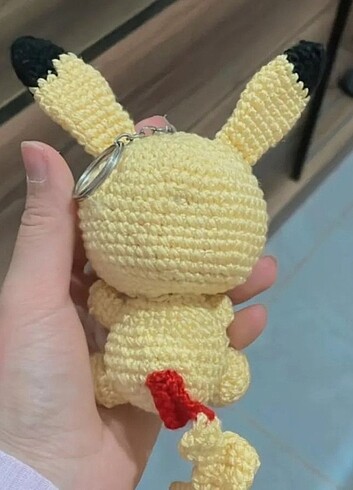 Beden Amigurumi Pikachu 