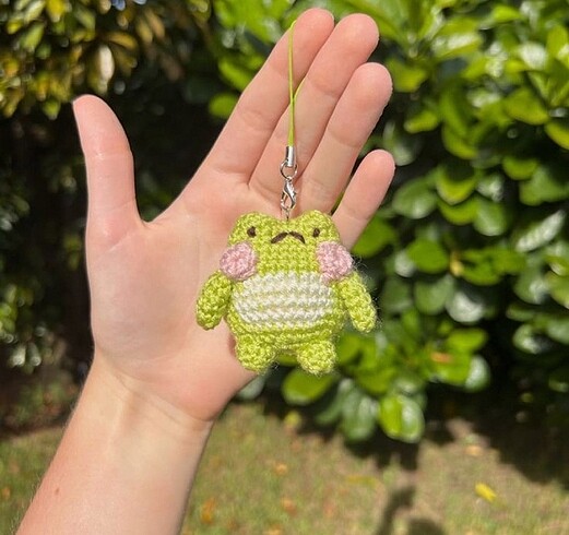 Amigurumi minik kurbağa