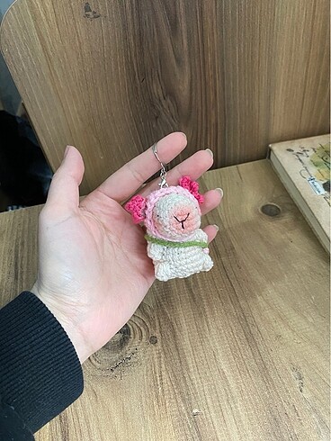 Amigurumi aksolotl capybara