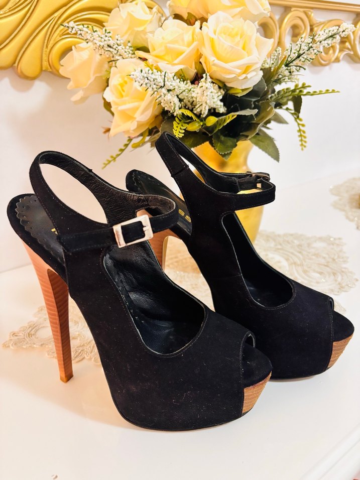 Siyah Platform Topuklu Kadın Gece Ayakkabısı - Görsel 3