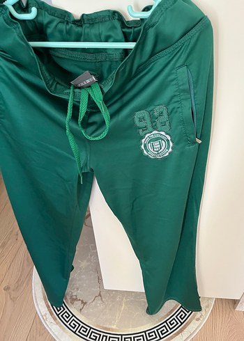Yeşil eşofman - Görsel 2