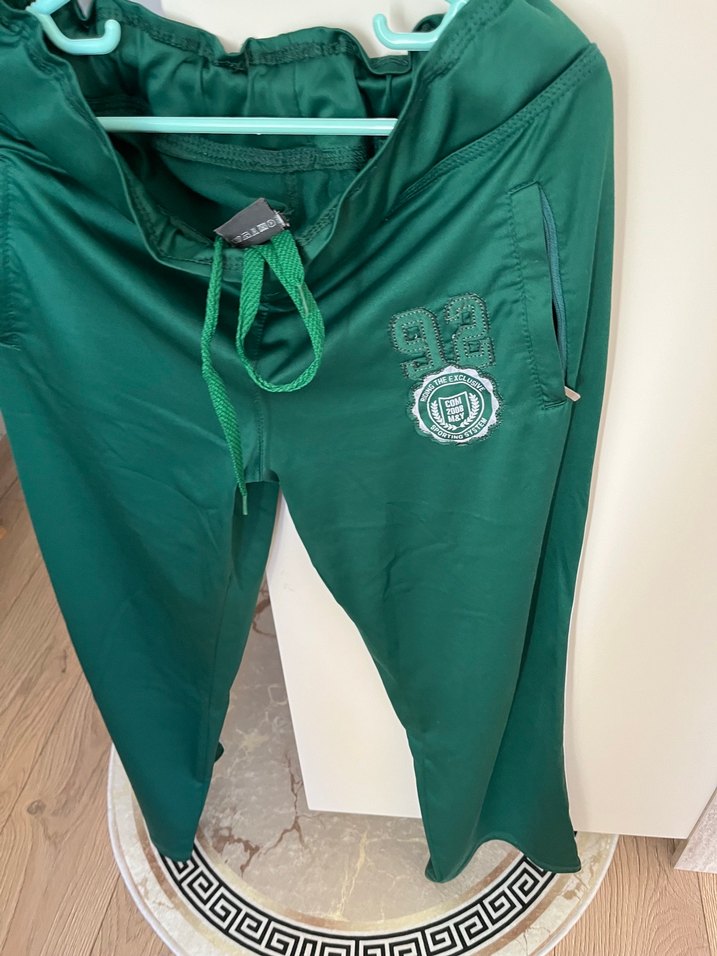 Yeşil eşofman - Görsel 2