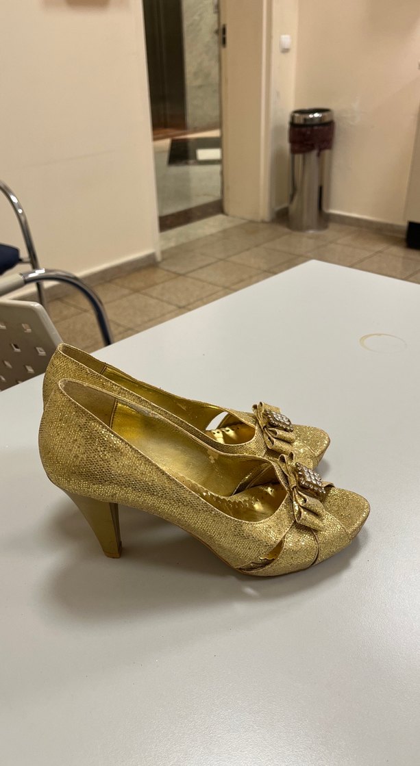 Altın Renkli Yüksek Topuklu Kadın Abiye Ayakkabı - Görsel 2