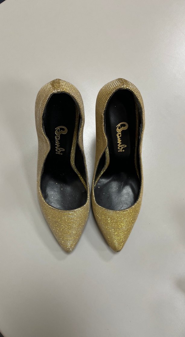 Altın Renkli Pliseli Stiletto Kadın Ayakkabı - Görsel 2