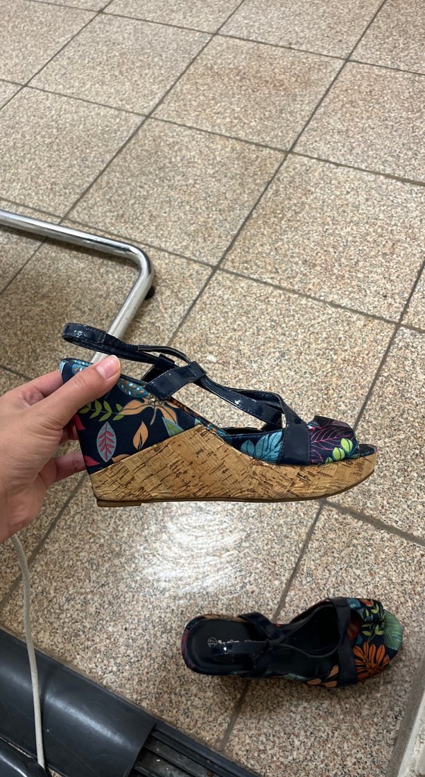 Desenli Bohem Kadın Dolgu Topuklu Sandalet - Görsel 5