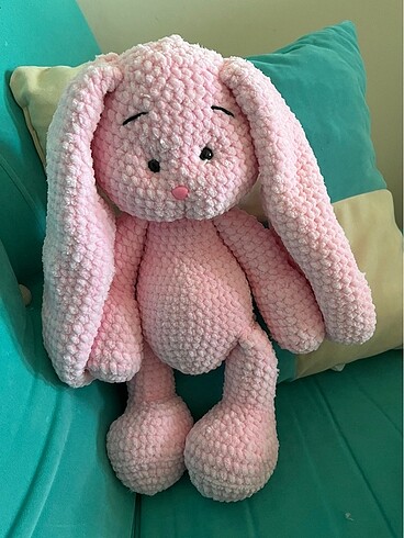 Amigurimi pembe tavşan