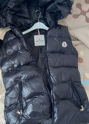 Siyah şişme mont