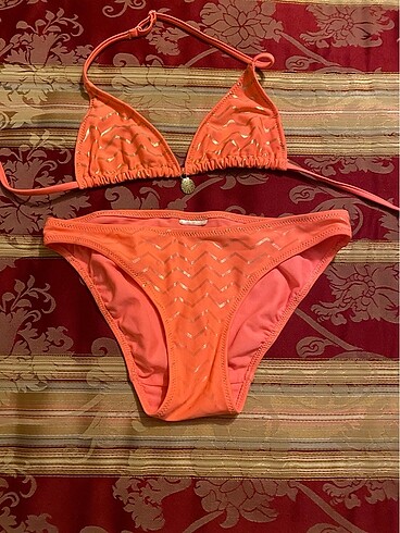Calzedonia çocuk bikinisi
