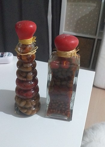 Beden Kırmızı Kapaklı Baharat Şişeleri