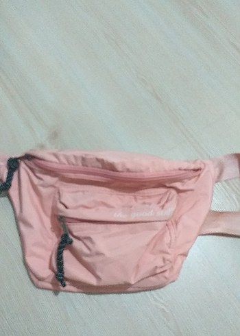 Pembe Kemerli Kadın Çapraz Çanta