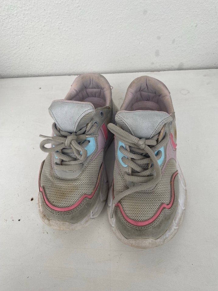 Kız Çocuk Gri Bağcıklı Spor Ayakkabı - Görsel 5