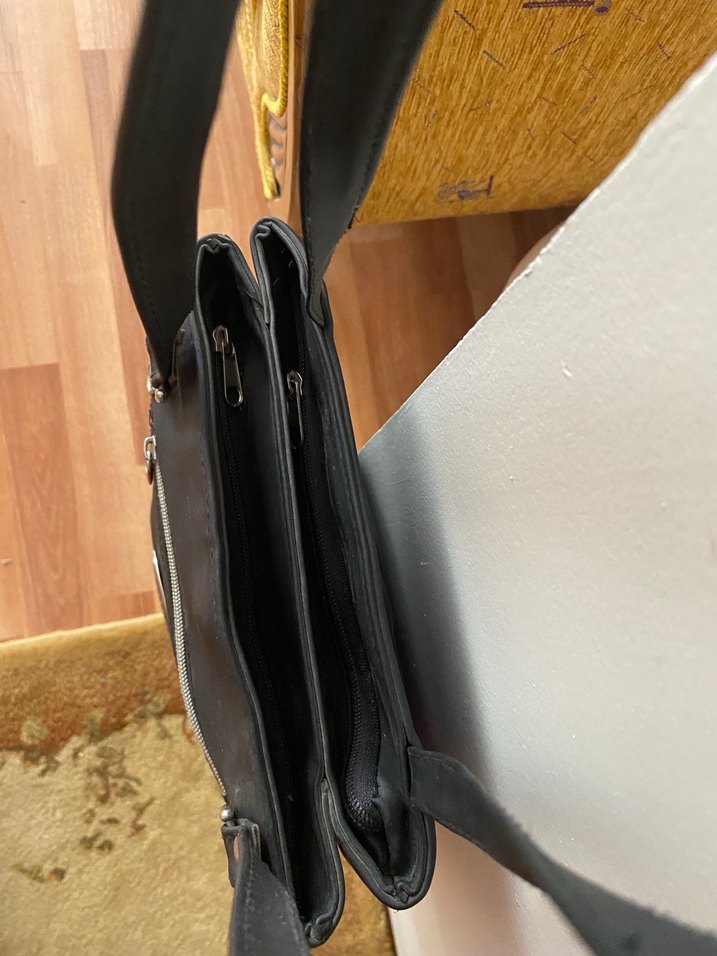 Siyah Deri Tokalı Kadın Çanta - Görsel 4
