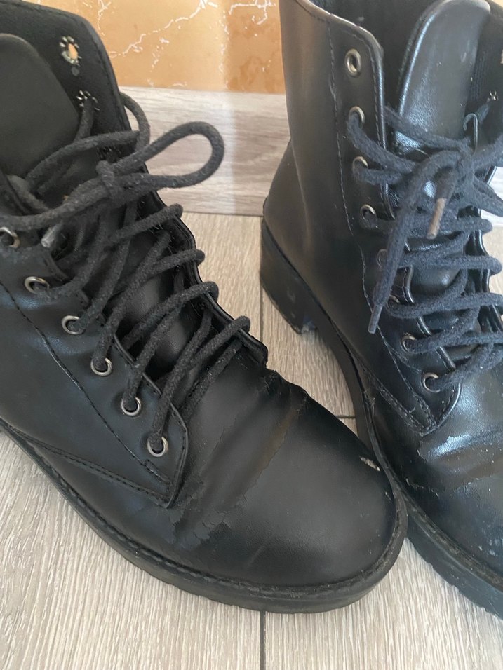 Siyah Deri Kadın Goth Bot - Görsel 5