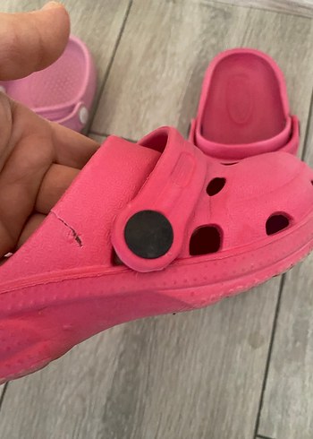 Pembe Tokalı Kız Çocuk Terlikleri - Görsel 3