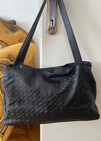 Siyah Deri Tokalı Kadın Çanta - Görsel 3