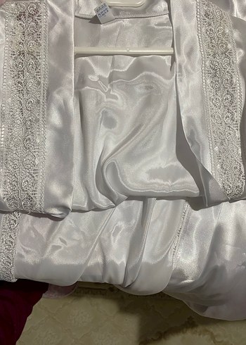 Beyaz Nakışlı Uzun Kadın Sabahlık - Görsel 8