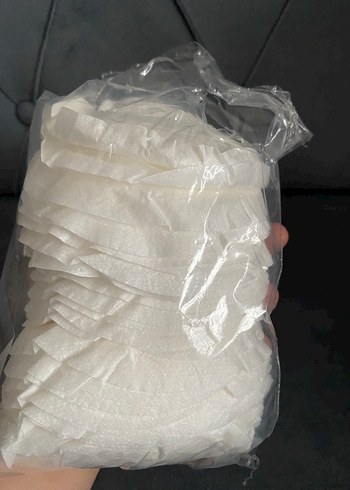 Beyaz Göğüs Pedi - Görsel 2