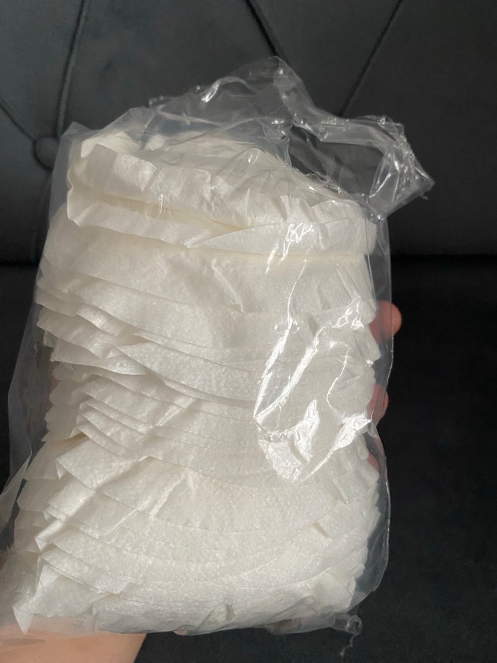 Beyaz Göğüs Pedi - Görsel 2