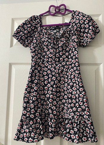 Çiçek Desenli Kısa Kollu Midi Elbise - Görsel 5