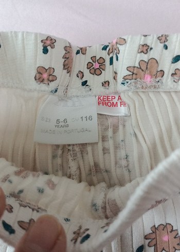 Zara Çiçek Desenli Pliseli Beyaz Kız Tayt