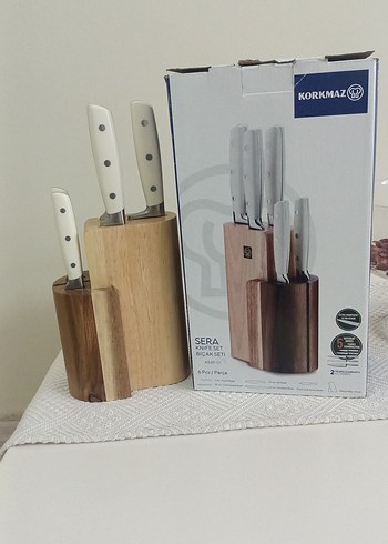 Beyaz Saplı Mutfak Bıçak Seti ve Ahşap Stand - Görsel 9