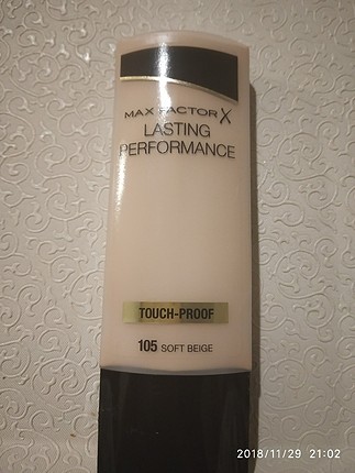 #max factor#lasting performance 105 soft beige