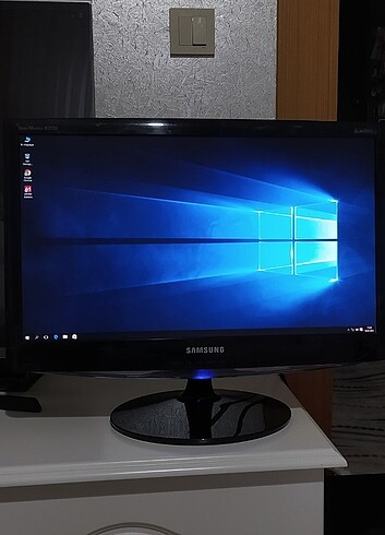 Monitör Samsung 21 inç 