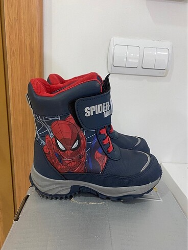LC Waikiki Erkek çocuk bot