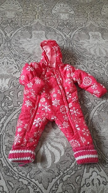 Kız bebek astronot mont 