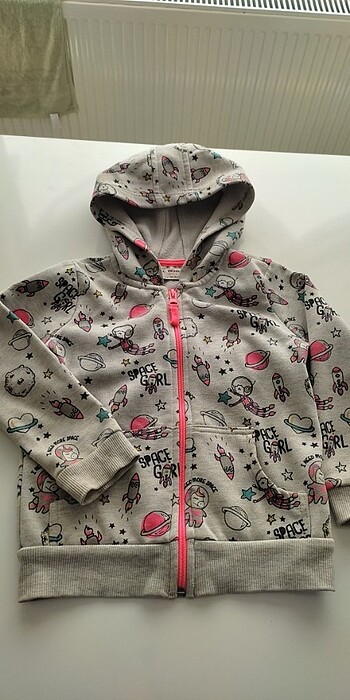 Kapşonlu sweatshirt 