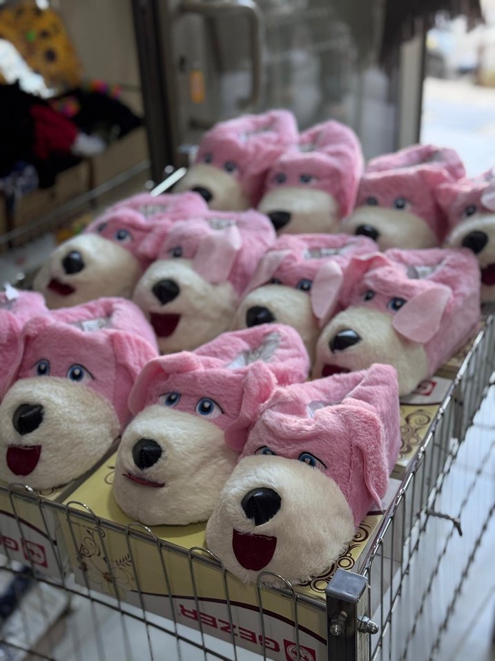 Kız Çocuk Pembe Peluş Hayvan Figürlü Ev Terliği - Görsel 2